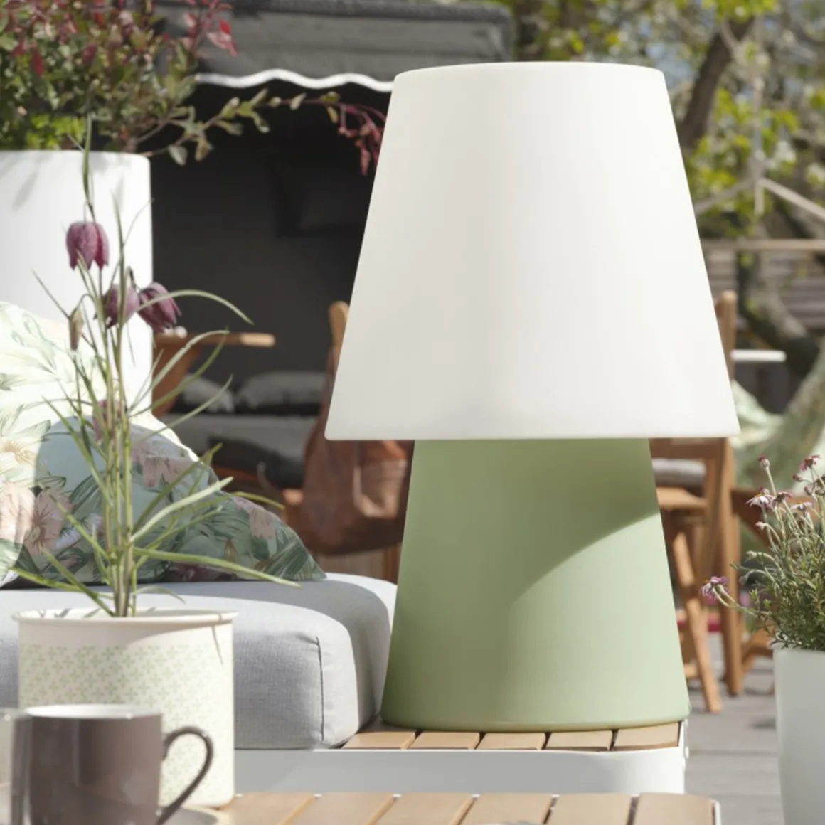 8 seasons design No. 1 RGB Tischleuchte