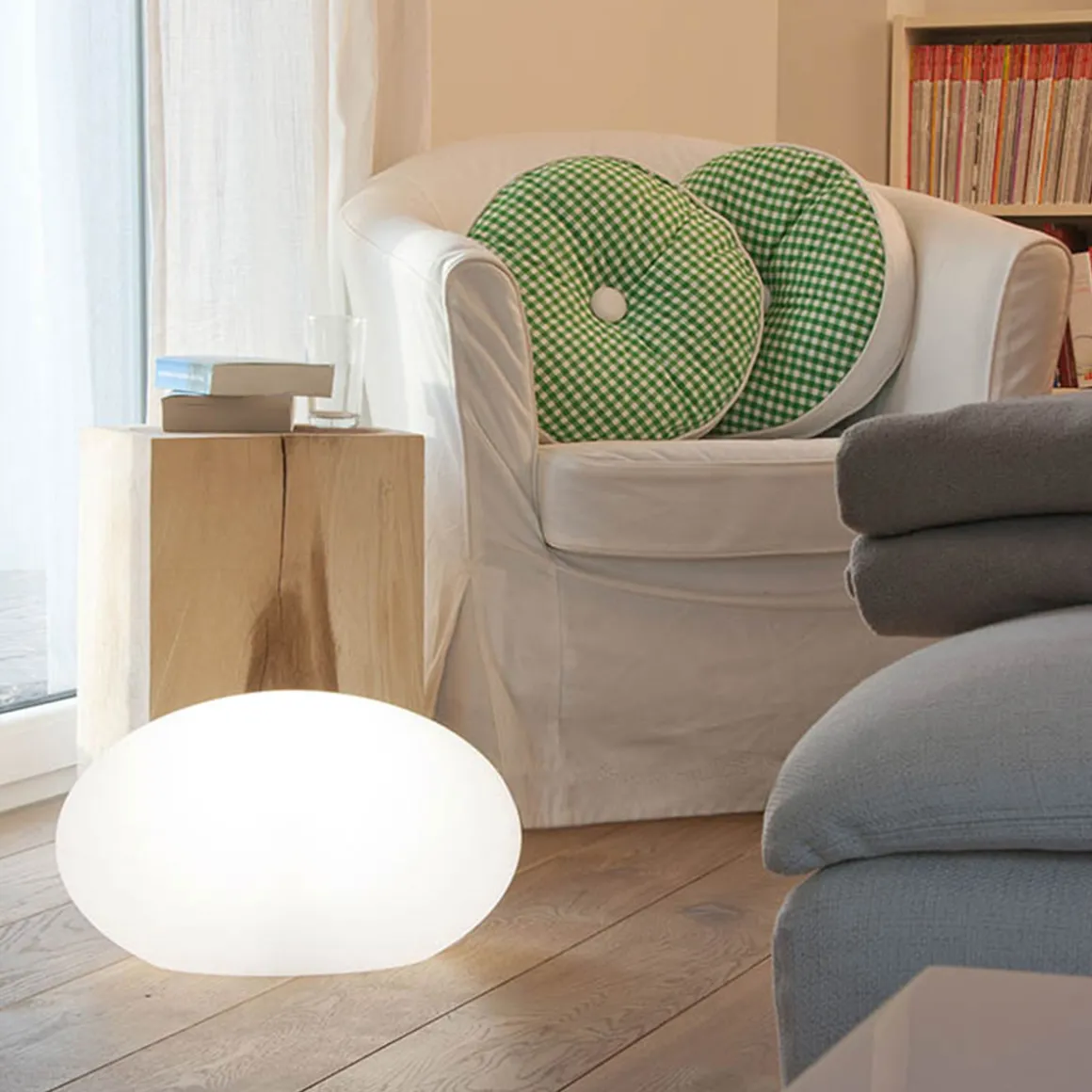 8 seasons design Shining Eye RGB Dekoleuchte