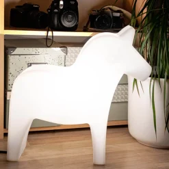 8 seasons design Shining Horse RGB LED Dekoleuchte