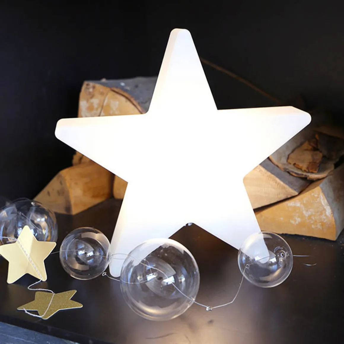 8 seasons design Shining Star LED Akkuleuchte