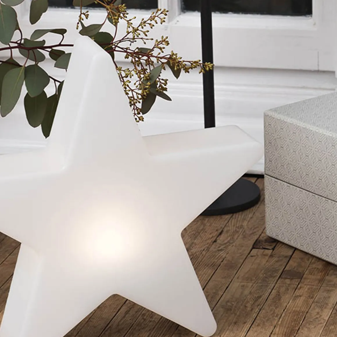 8 seasons design Shining Star LED Akkuleuchte