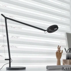 Artemide Demetra Tavolo LED mit Anwesenheitssensor