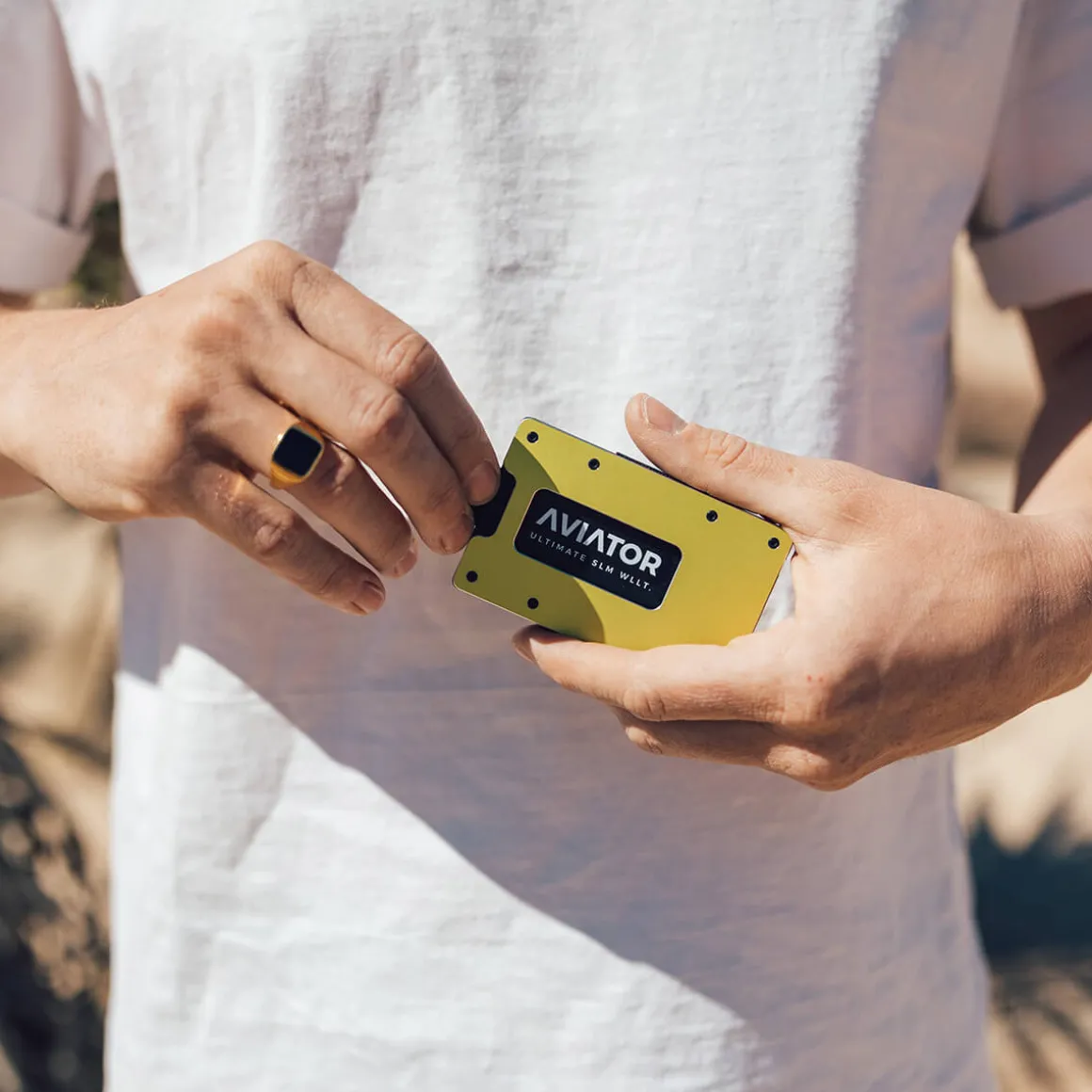 Aviator Wallet Aluminium Electric Lime Slide Slim Wallet Geldbörse