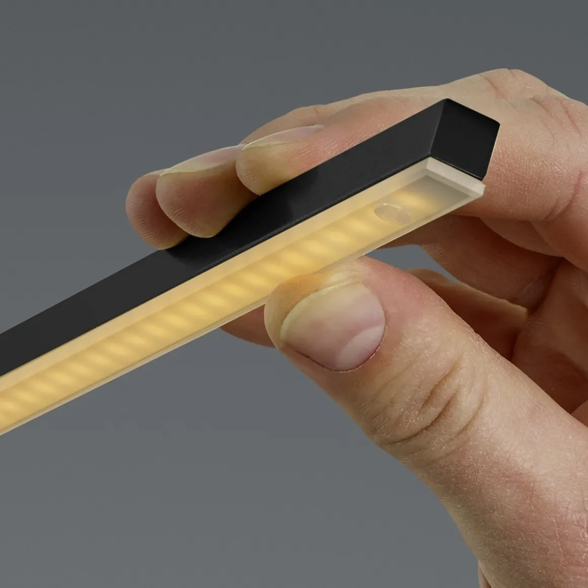 Bankamp Leuchten Slim LED Pendelleuchte, Länge: 98 cm