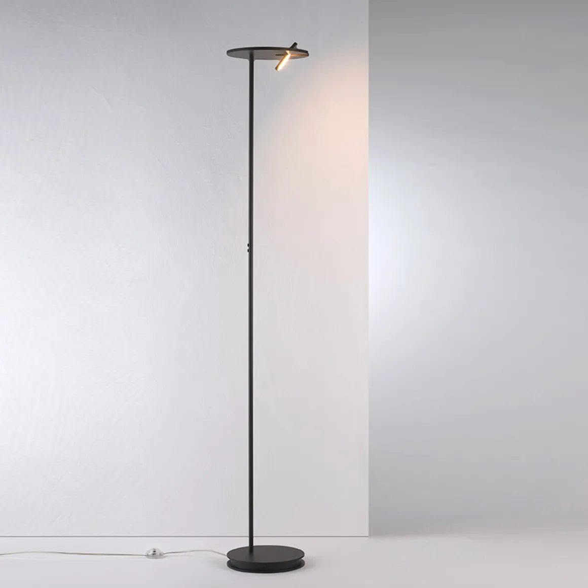 Bopp Share LED Stehleuchte