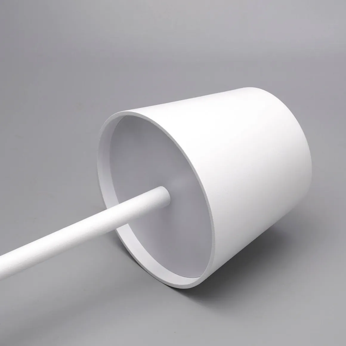 CMD Leuchten 9078/9079 LED Akkuleuchte