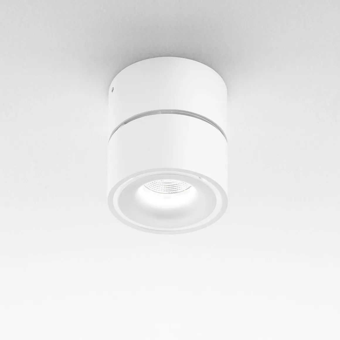 Egger Licht Clippo LED Wand- / Deckenstrahler, Dim-to-Warm