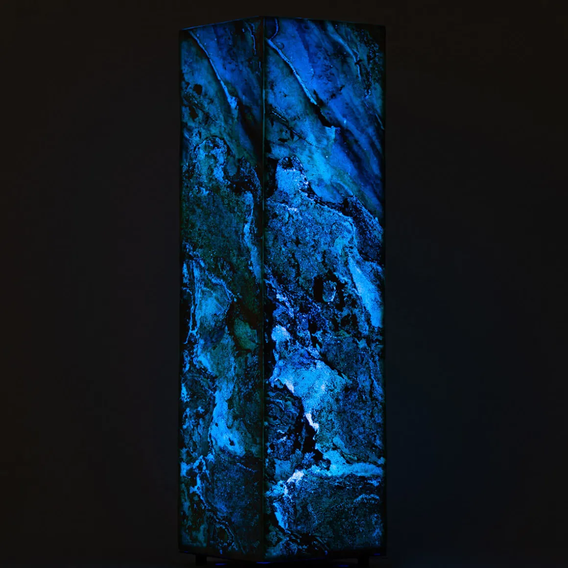 Epstein-Design Eifel im Herbst RGBCCT-LED Stehleuchte / Lichtsäule mit ZigBee