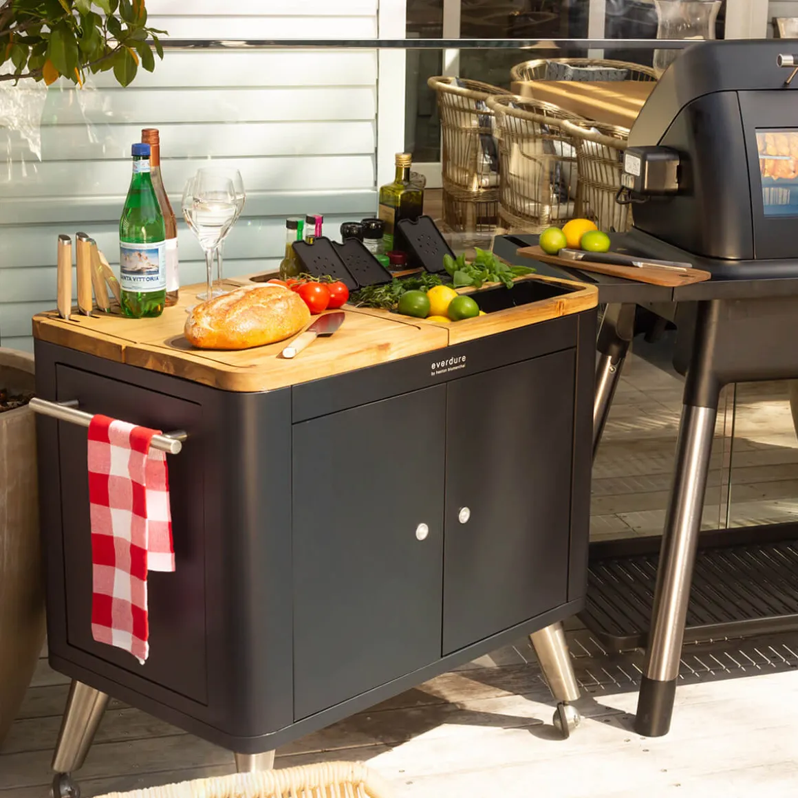 Everdure by Heston Blumenthal Mobile Outdoor Küche