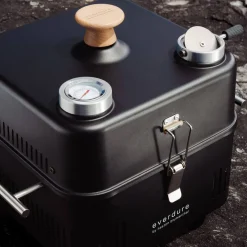 Everdure by Heston Blumenthal Cube 360 Holzkohlegrill, tragbar