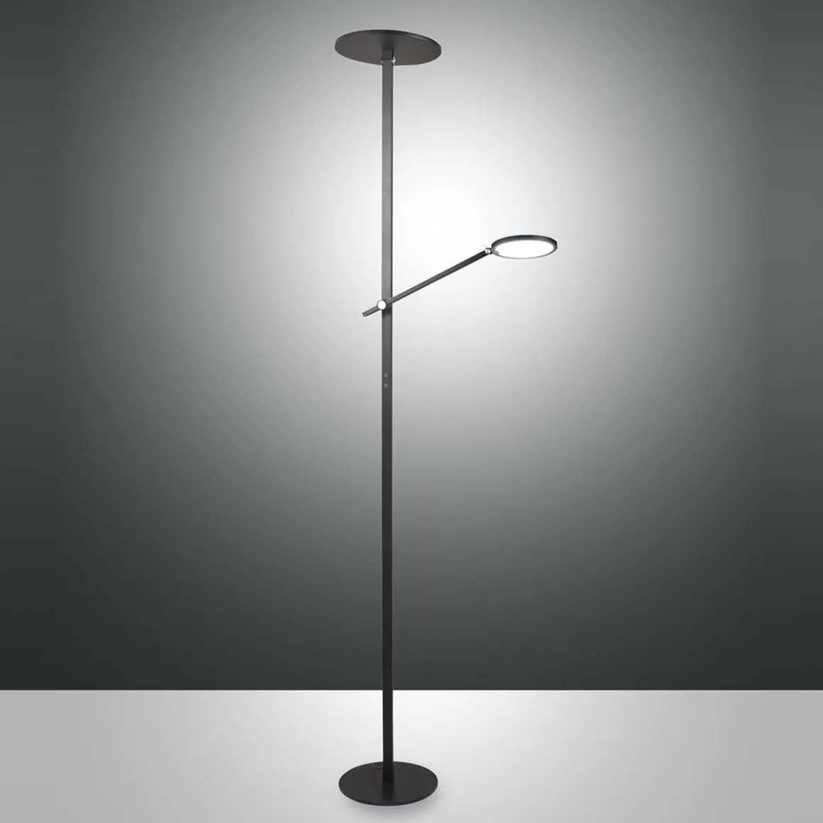 Fabas Luce Regina LED Stehleuchte mit Lesearm