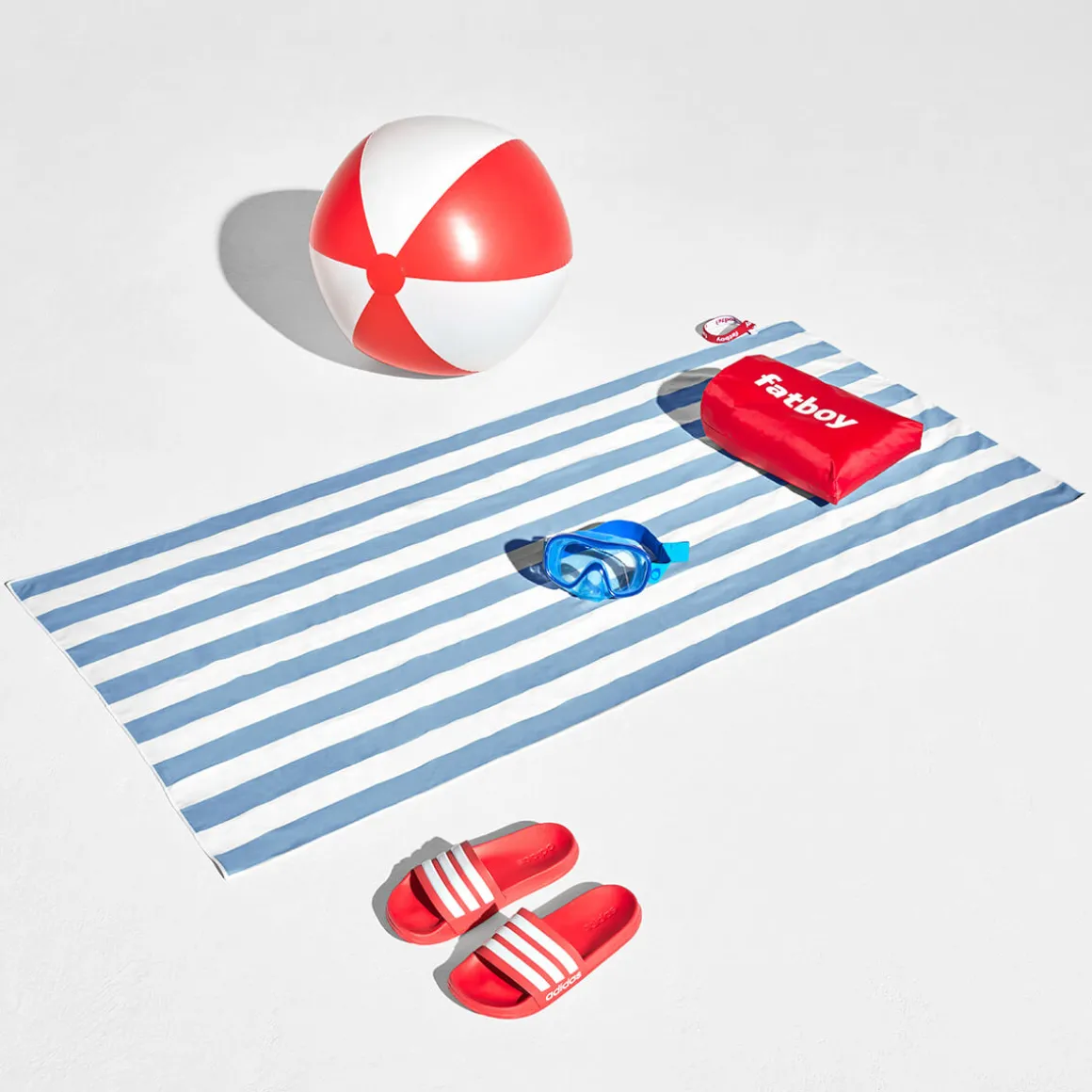 Fatboy Beach Baggy Strandtuch mit Kopfkissen