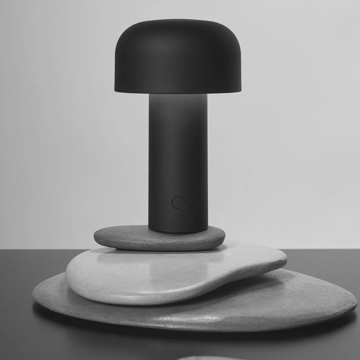 Flos Bellhop Battery LED Akkuleuchte