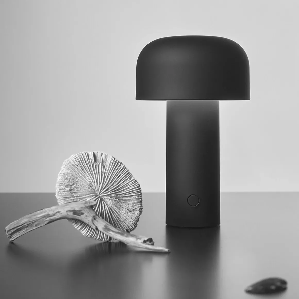 Flos Bellhop Battery LED Akkuleuchte