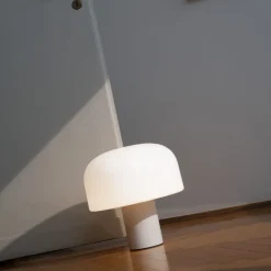 Flos Bellhop Glass T Tischleuchte