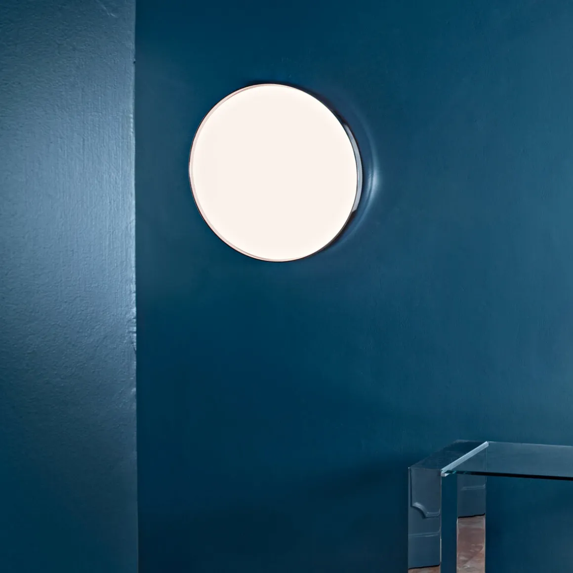 Flos Clara LED Wand- / Deckenleuchte