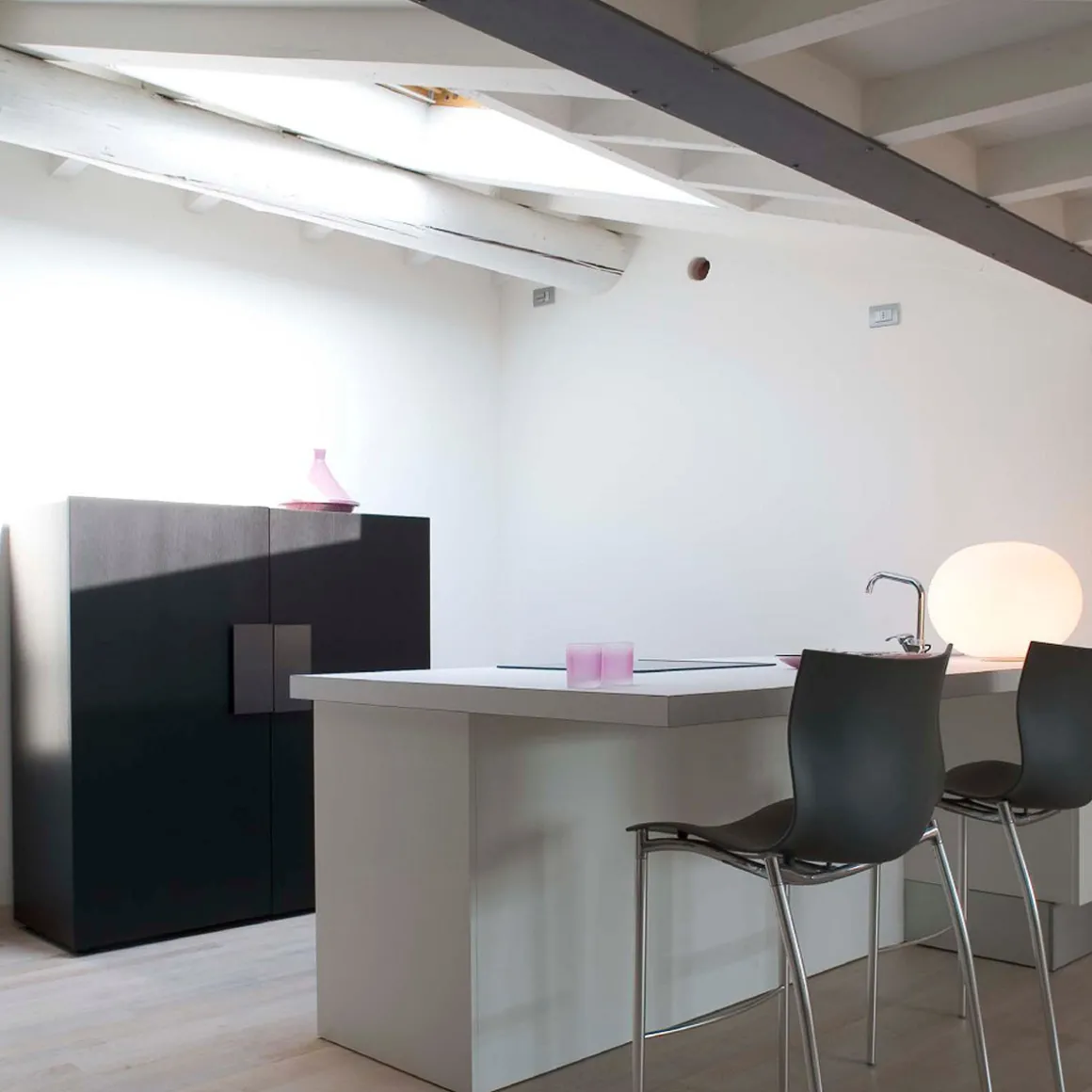 Flos Glo-Ball Basic Tischleuchte