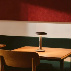 Flos Gustave Residential LED Akkuleuchte, 3000 K