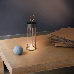 Flos In Vitro Unplugged LED Akkuleuchte, 3000 K