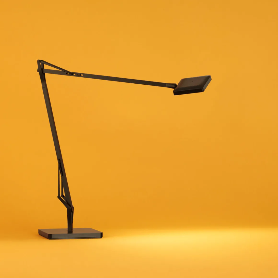 Flos Kelvin Edge Tischleuchte