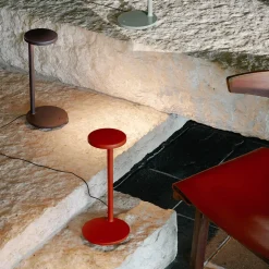 Flos Oblique Qi LED Tischleuchte