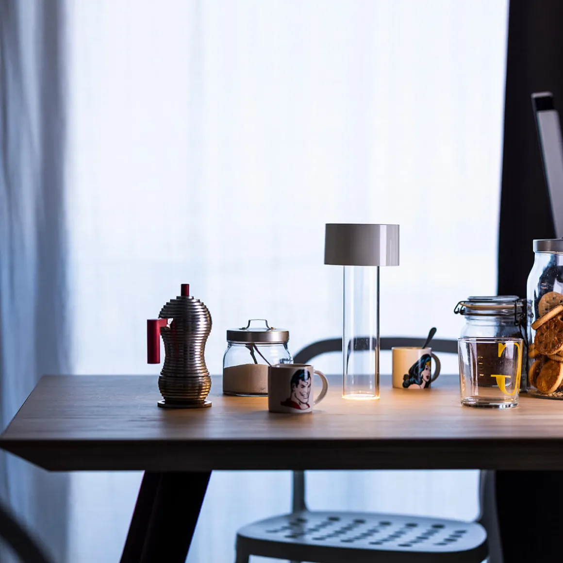 Foscarini Fleur LED Tavolo Akkuleuchte & Vase