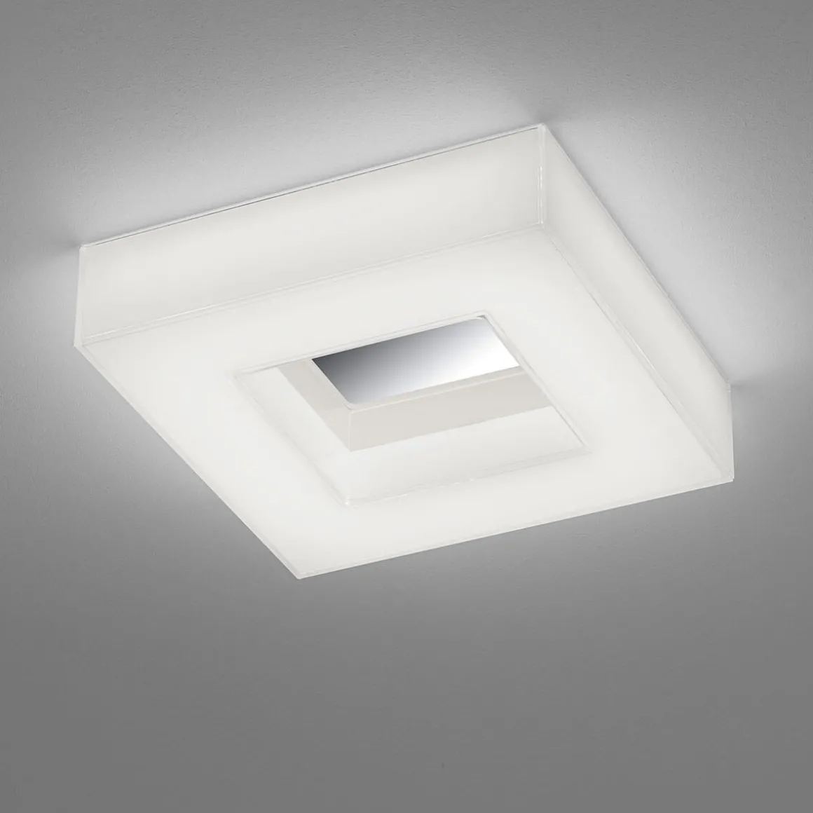 Helestra Cosi LED Wand- / Deckenleuchte, 30 x 30 cm