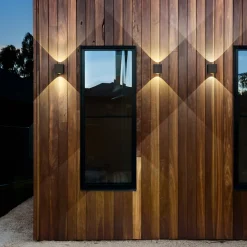 Helestra Peka LED Außenwandleuchte