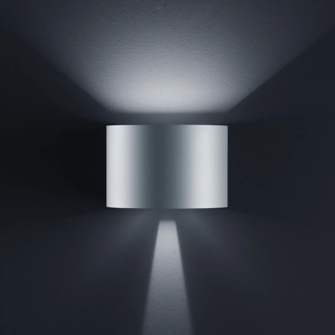 Helestra Siri 44 - R LED Außenwandleuchte