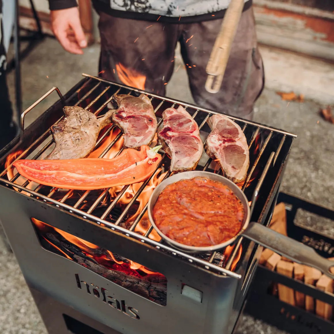 Höfats Beer Box Feuerkorb, Grill & Hocker