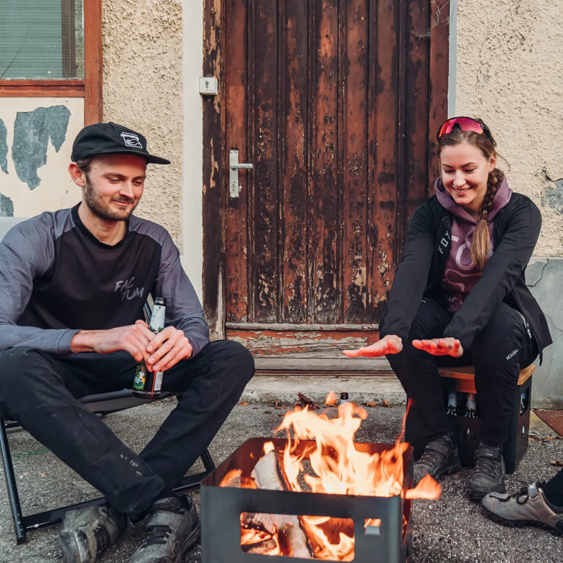 Höfats Beer Box Feuerkorb, Grill & Hocker