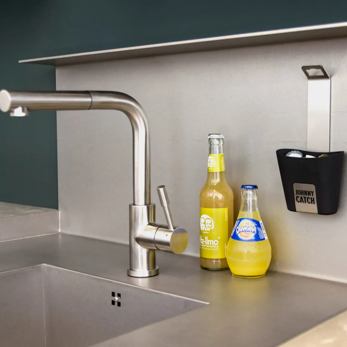 Höfats Johnny Catch Cup Wandflaschenöffner