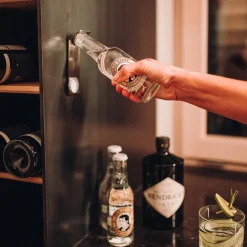 Höfats Johnny Catch Magnet Wandflaschenöffner