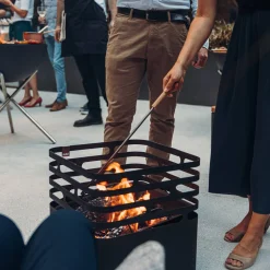 Höfats Schürhaken mit Flammenbläser auf Edelstahlfuß, 2er-Set