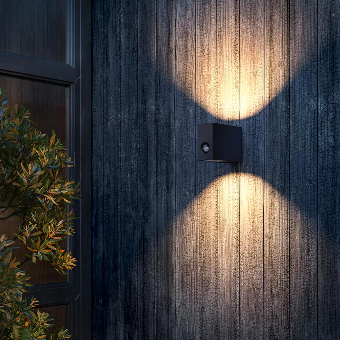 IP44.DE Eye Control LED Außenwandleuchte