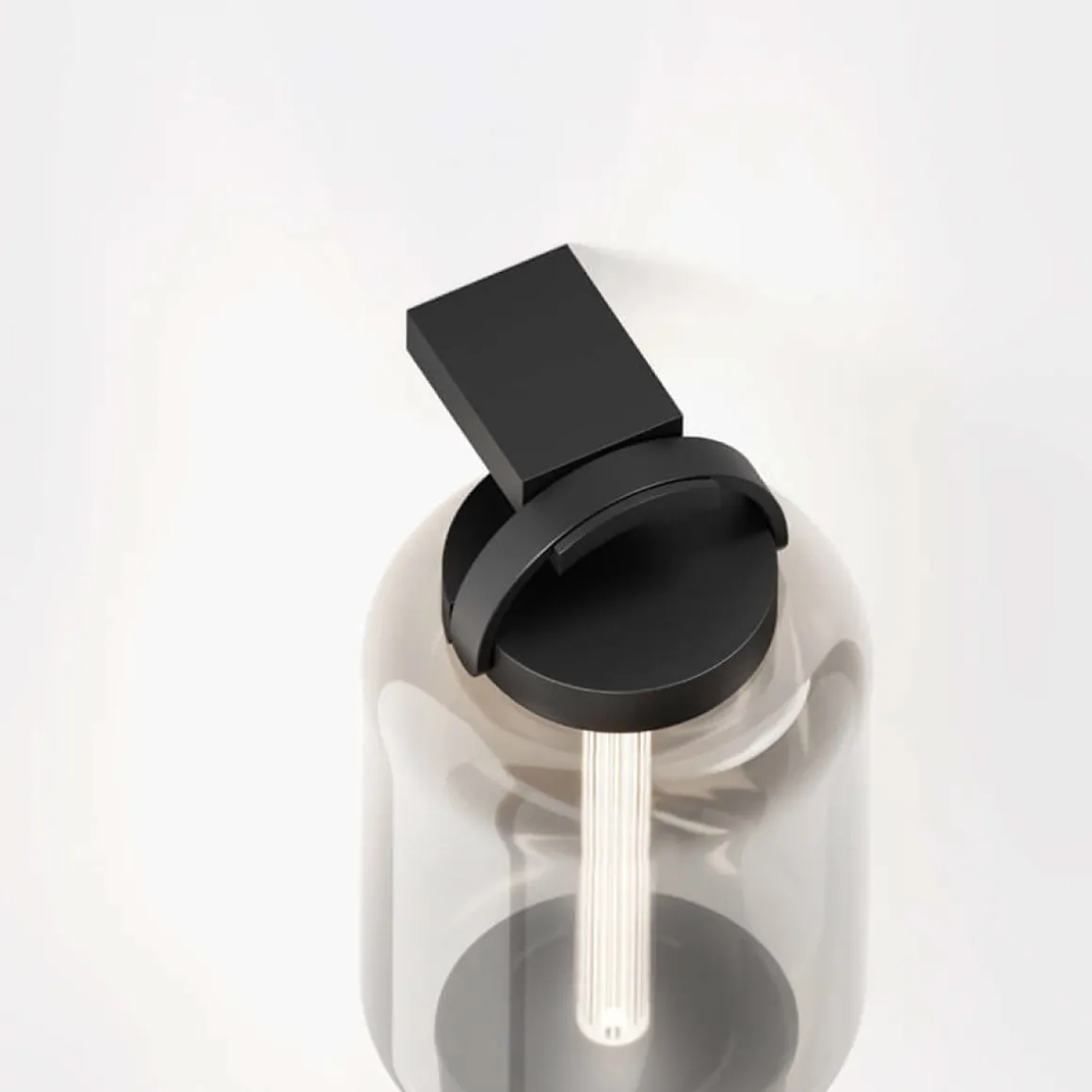 IP44.DE Hook Wandhalterung für die Qu LED Akkuleuchte