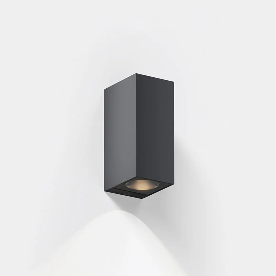 IP44.DE Iem.2 Down LED Außenwandleuchte