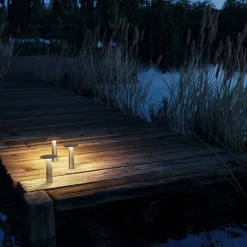 IP44.DE Lix LED Akkuleuchte, Dim-to-Amber, inkl. Charging Base