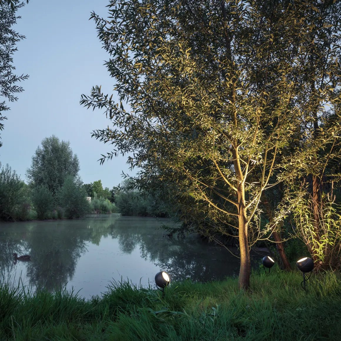 IP44.DE Shot LED Bodenleuchte mit Tee-Erdspieß