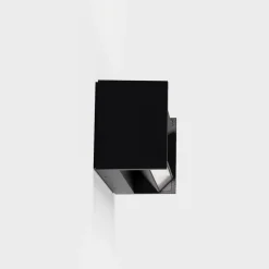 IP44.DE Slat LED Wand- / Deckenleuchte