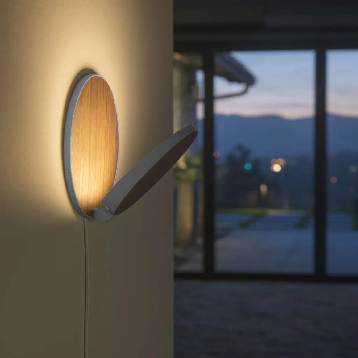 koncept Gravy Plug-In LED Wandleuchte, Silber