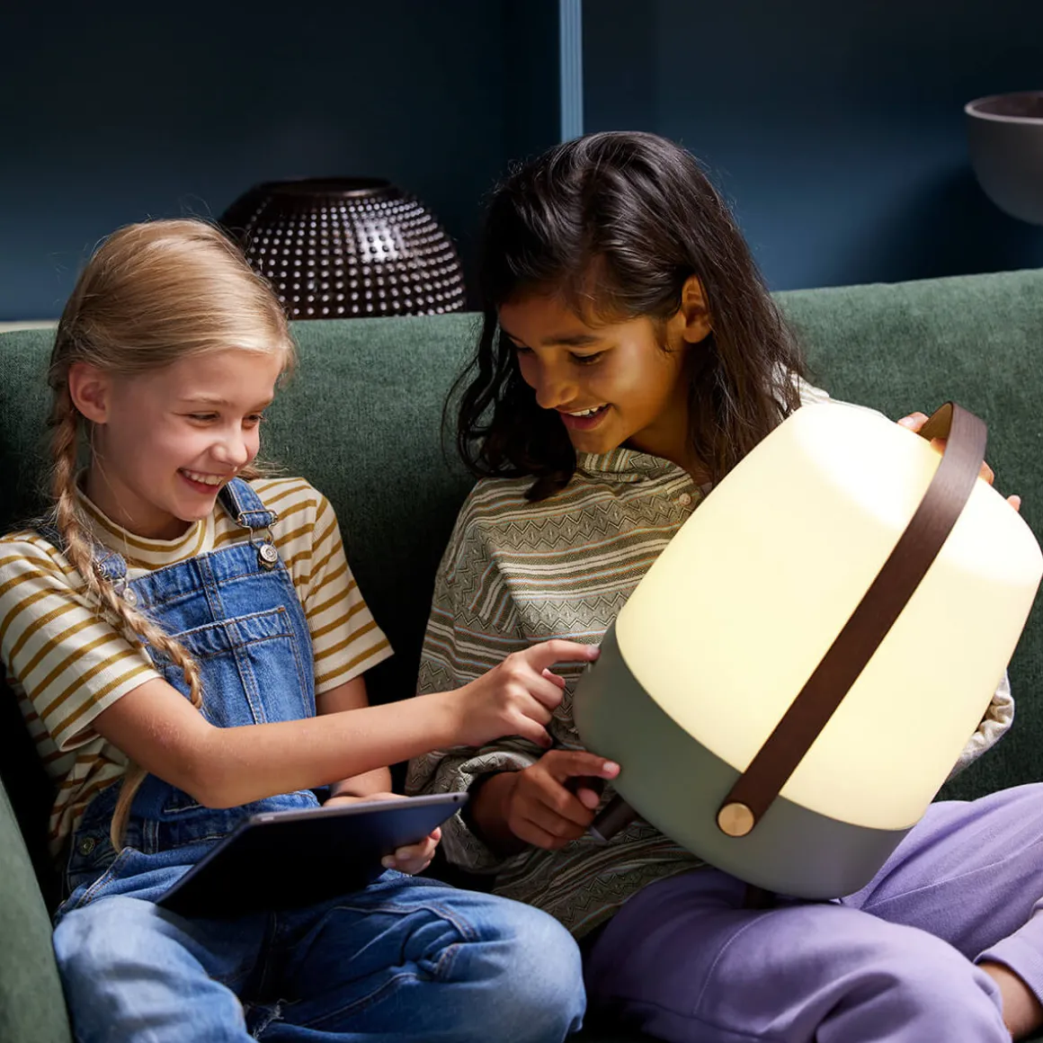 Kooduu Lite-up Play 2.0 Sound by JBL LED Akkuleuchte & Bluetooth Lautsprecher