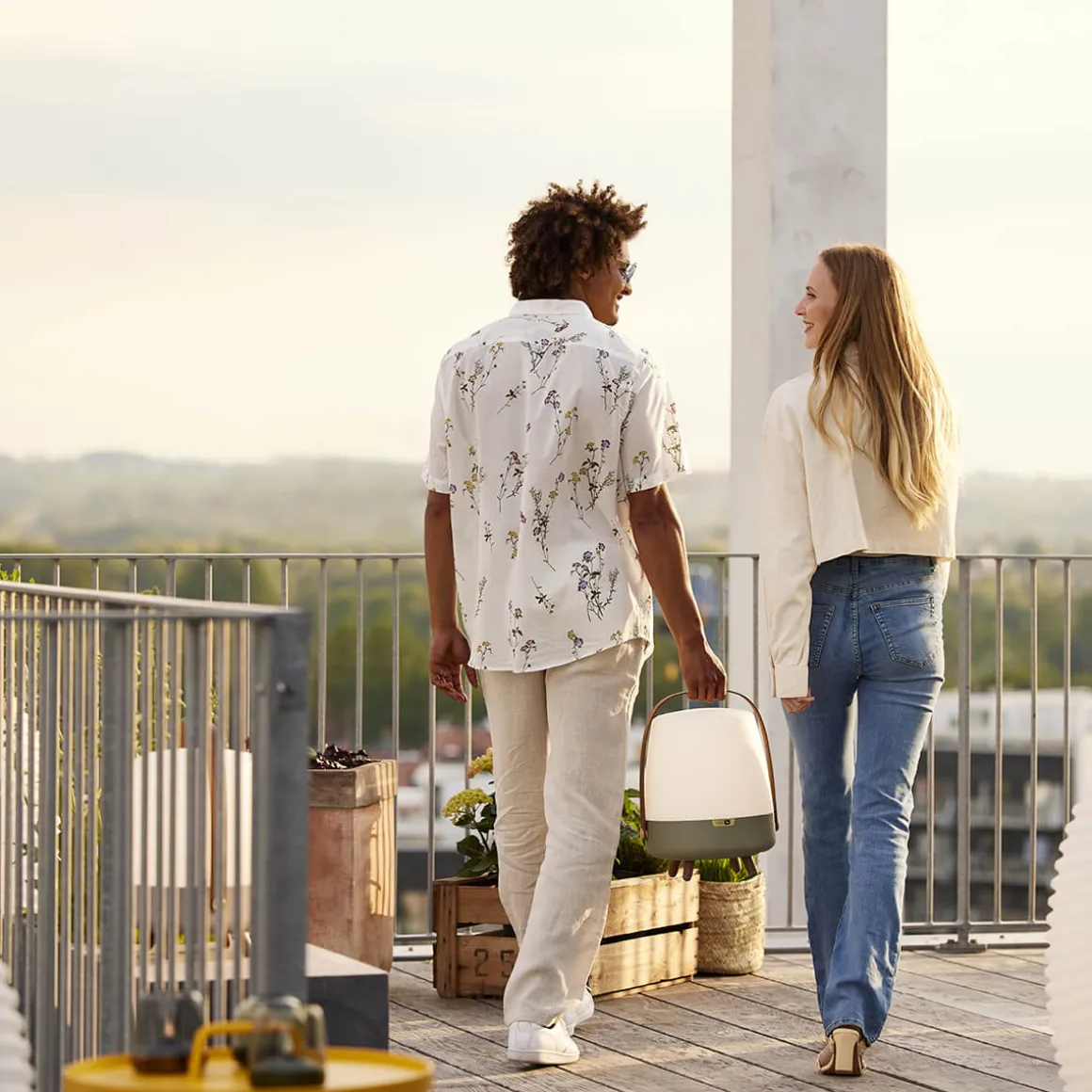 Kooduu Lite-up Play 2.0 Sound by JBL LED Akkuleuchte & Bluetooth Lautsprecher