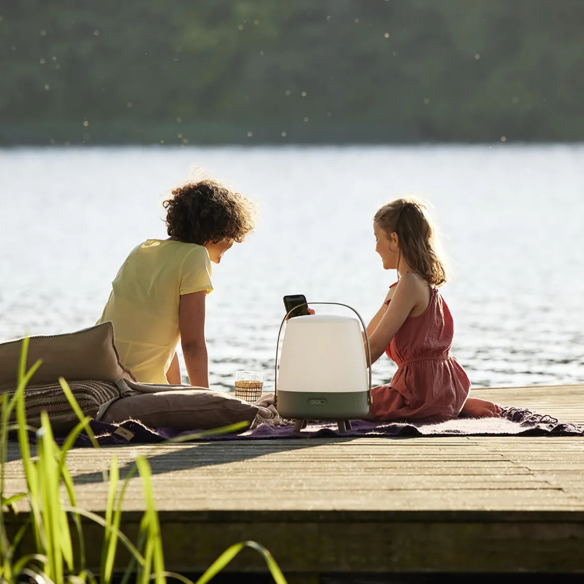 Kooduu Lite-up Play 2.0 Sound by JBL LED Akkuleuchte & Bluetooth Lautsprecher