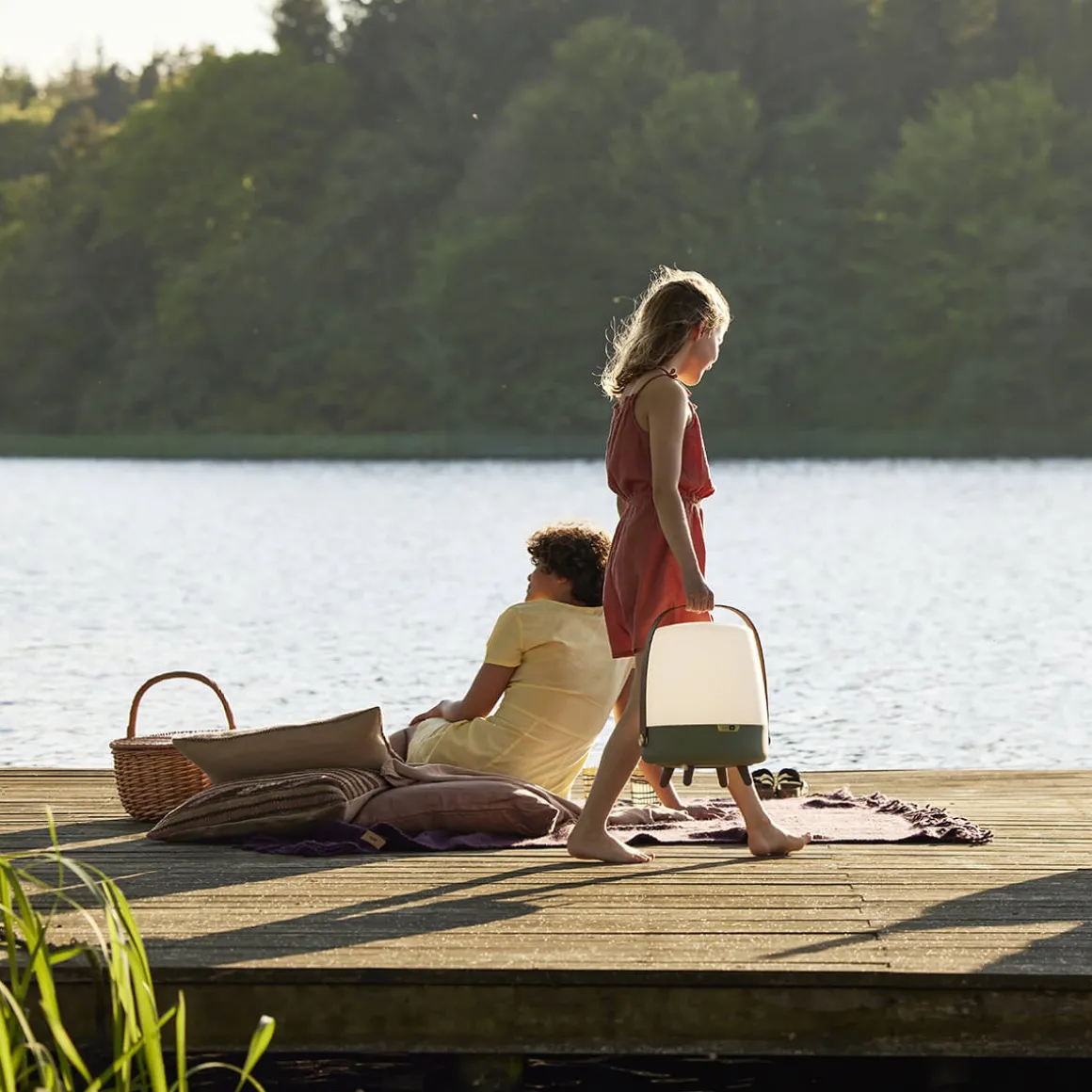 Kooduu Lite-up Play 2.0 Sound by JBL LED Akkuleuchte & Bluetooth Lautsprecher