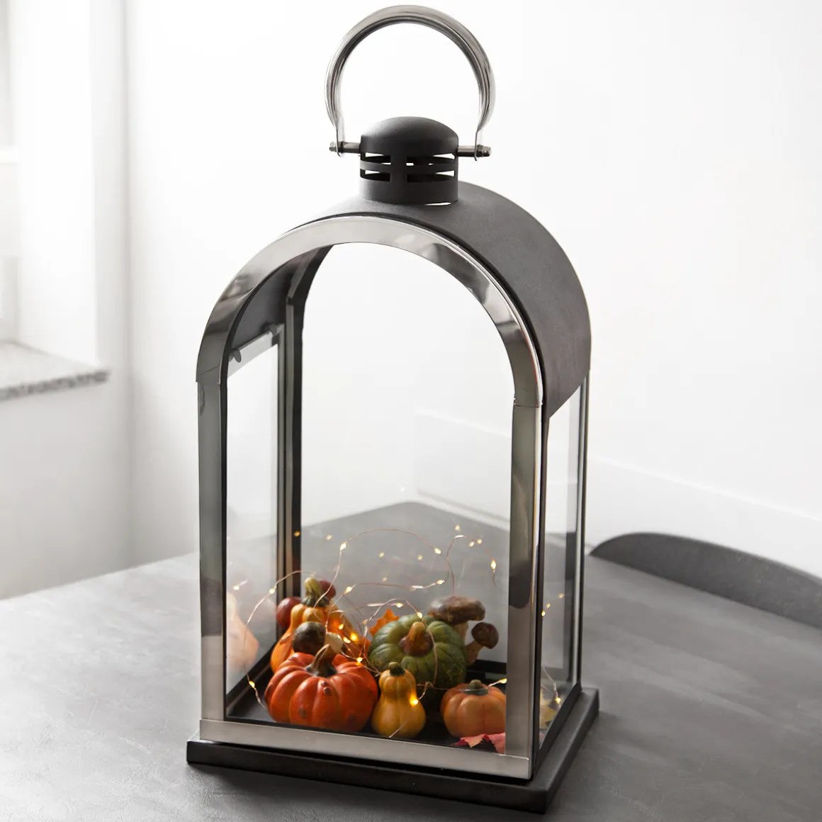 L.C. Wholesaler Laterne