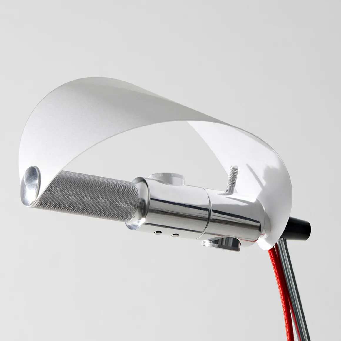 less 'n' more Stereo LED Stehleuchte