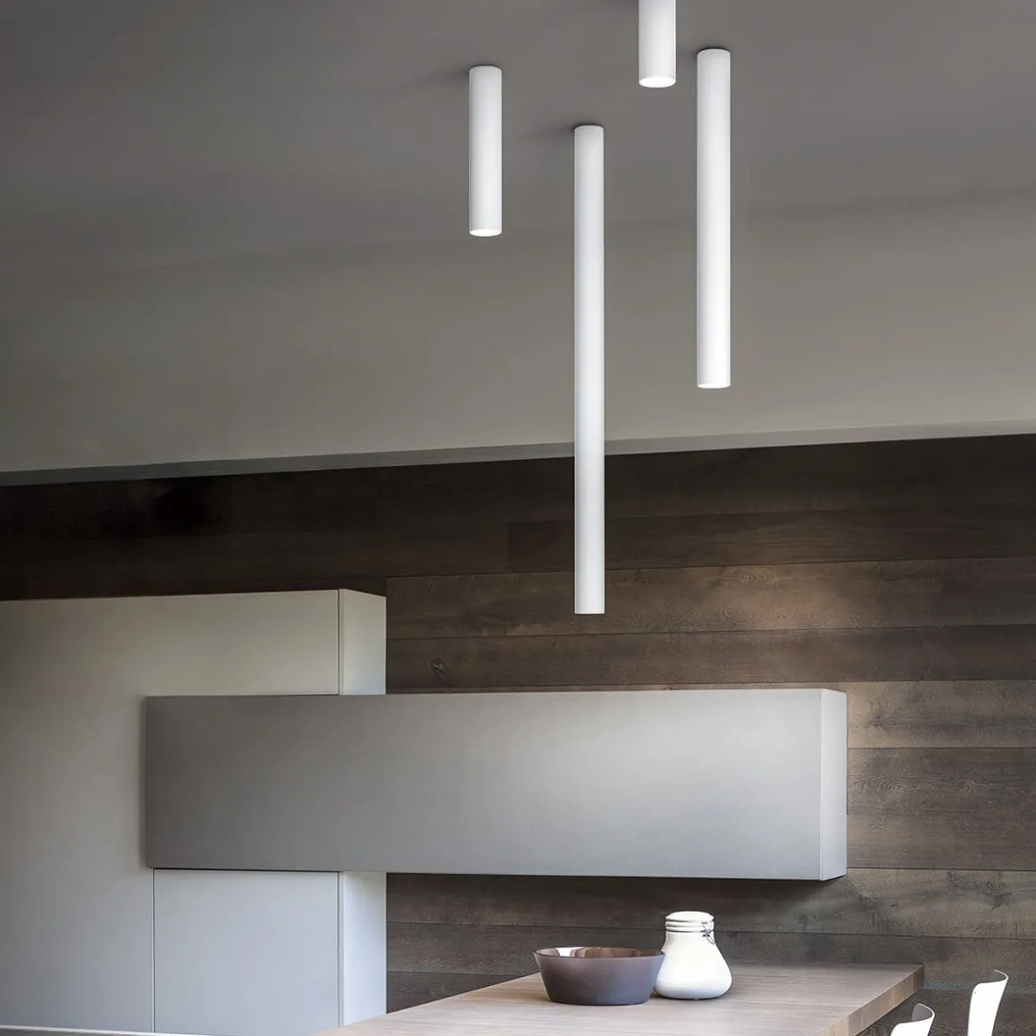 Lodes A-Tube Deckenleuchte