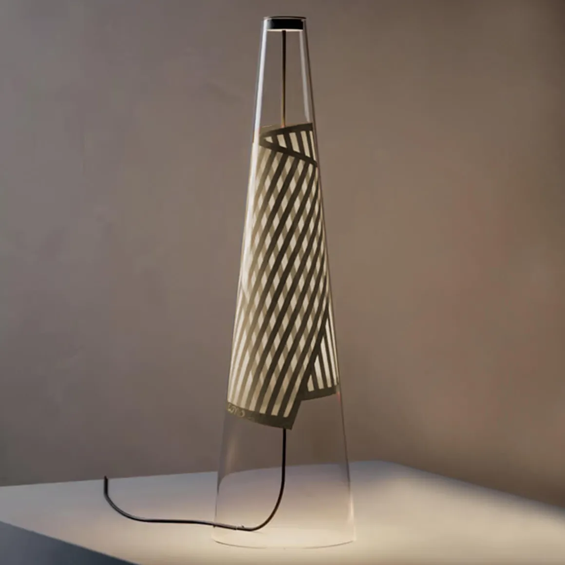 Lodes Cono di Luce LED Tischleuchte