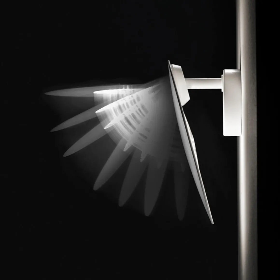 Lodes Puzzle Single Round LED Wandleuchte